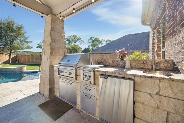 7 Alamito Canyon Place, The Woodlands, TX 77354