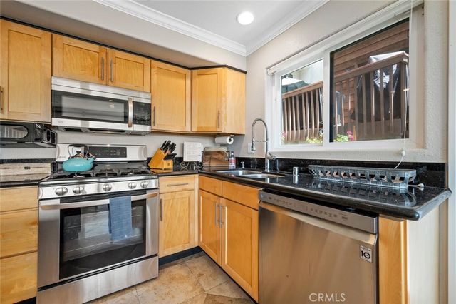 174 Cliff Drive F, Laguna Beach, CA 92651