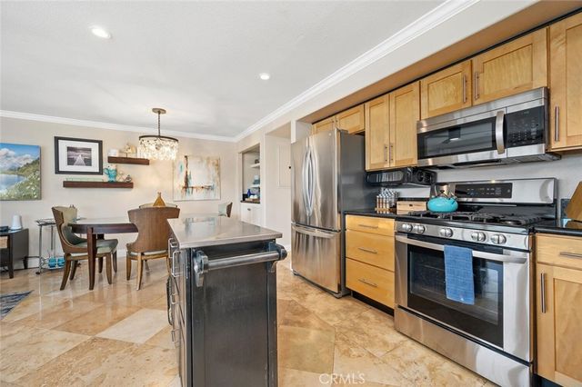 174 Cliff Drive F, Laguna Beach, CA 92651