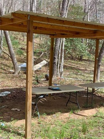 146 Ringwood Drive, Mount Airy, NC 27030