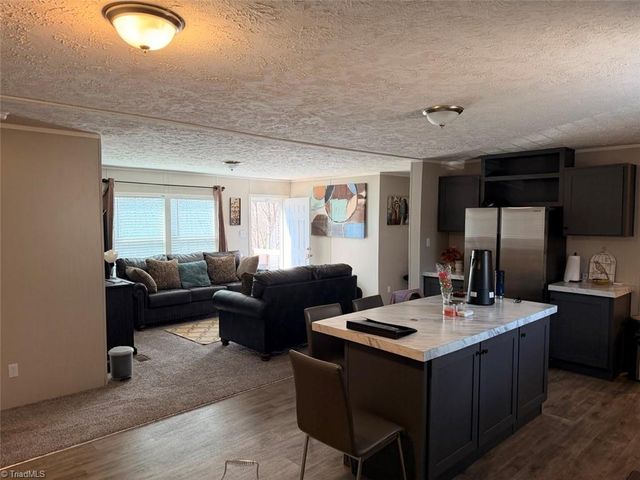 146 Ringwood Drive, Mount Airy, NC 27030