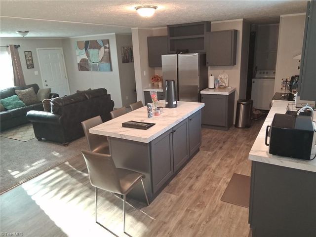 146 Ringwood Drive, Mount Airy, NC 27030