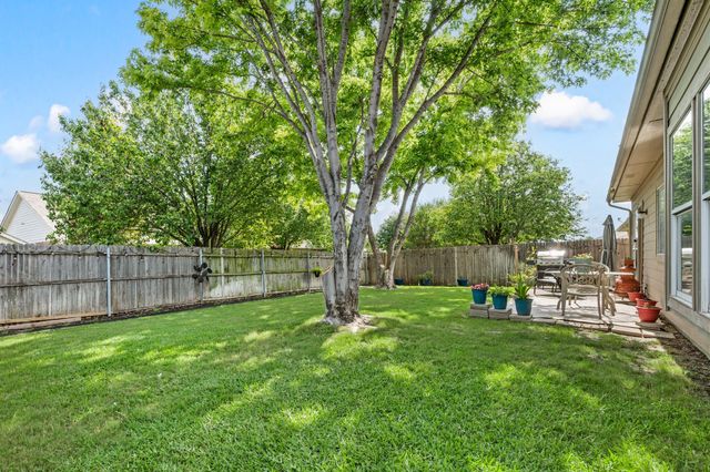 2656 Silver Hill Drive, Fort Worth, TX 76131