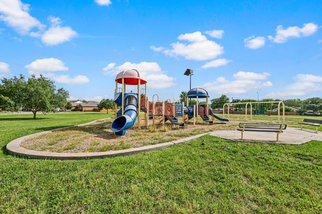 2656 Silver Hill Drive, Fort Worth, TX 76131