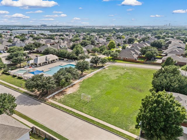 2656 Silver Hill Drive, Fort Worth, TX 76131