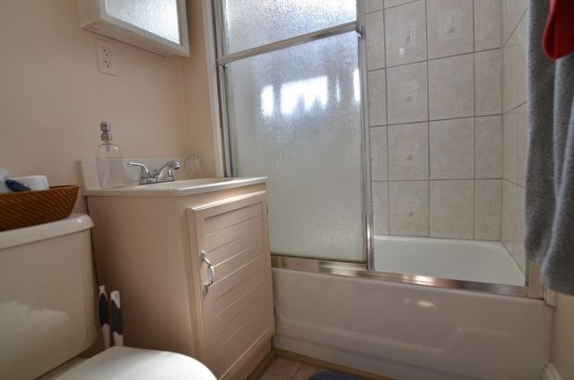 12 Wentworth St 1, Malden, MA 02148