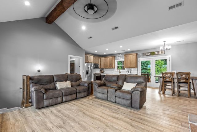 636 Raulston Falls Road, Jasper, TN 37347