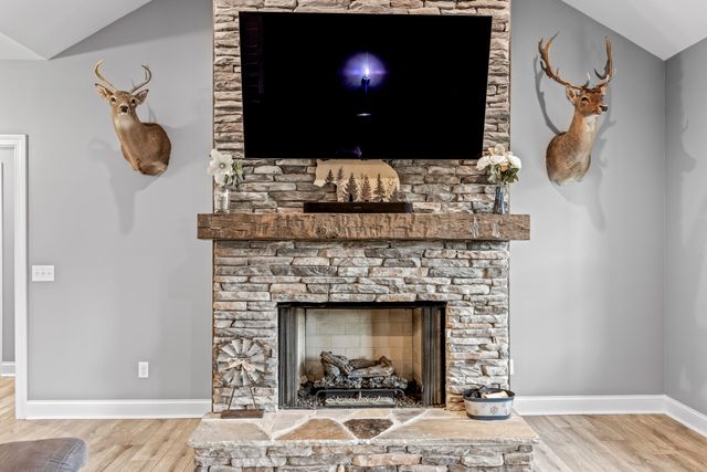 636 Raulston Falls Road, Jasper, TN 37347