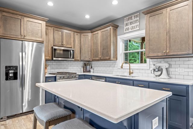 636 Raulston Falls Road, Jasper, TN 37347
