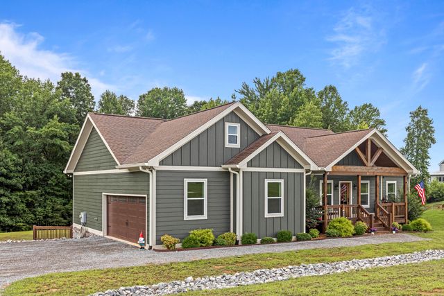 636 Raulston Falls Road, Jasper, TN 37347