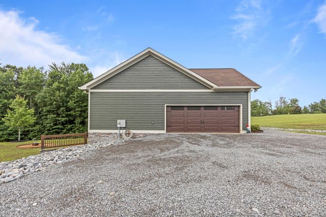 636 Raulston Falls Road, Jasper, TN 37347