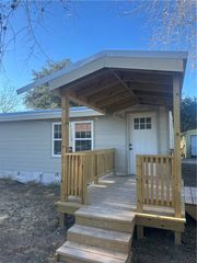 508 W Flournoy St, Beeville, TX 78102