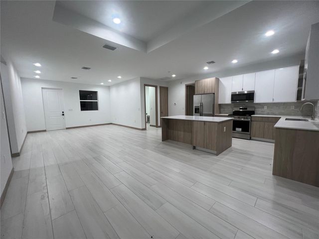 4135 WATSON AVENUE, North Port, FL 34288