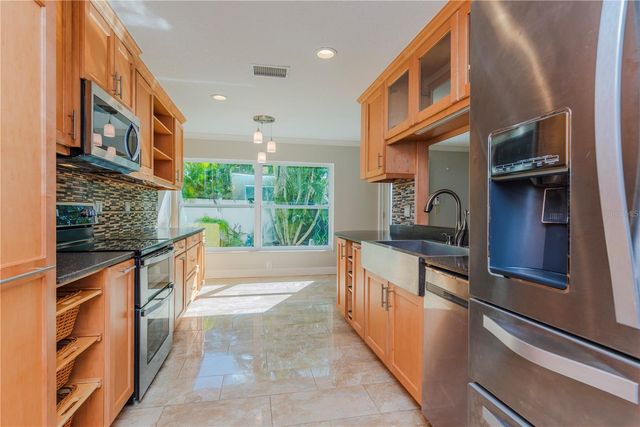 1120 LANYARD STREET, Palm Harbor, FL 34685