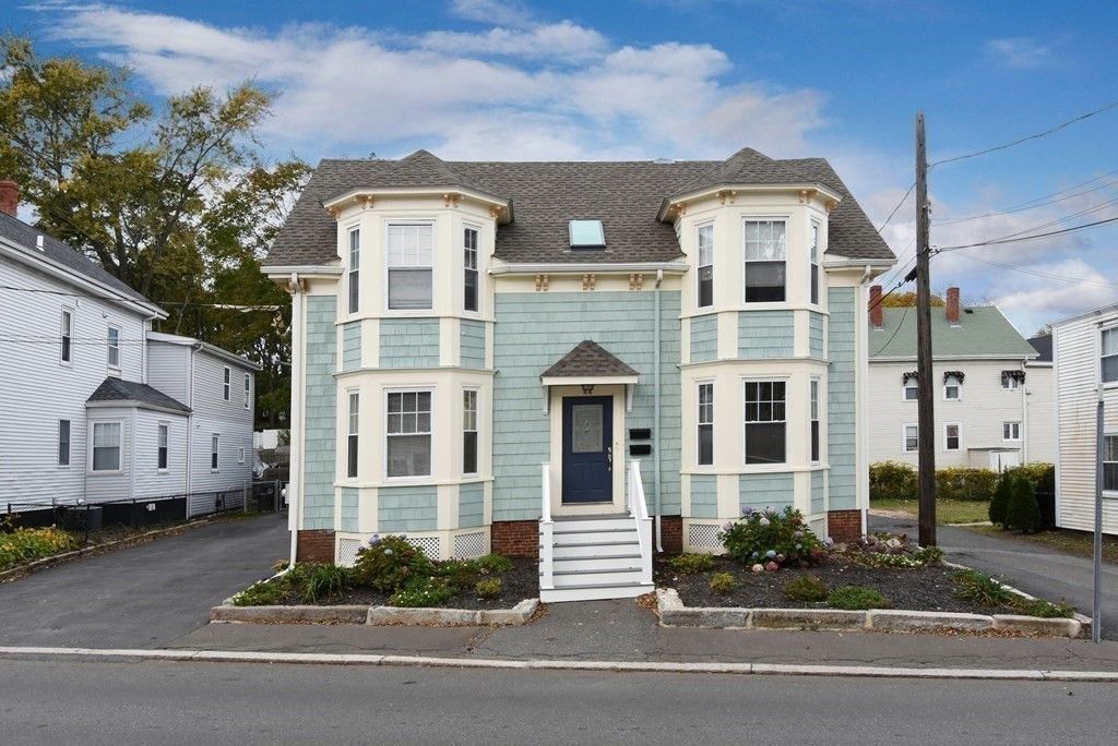 44 School Street 1, Salem, MA 01970