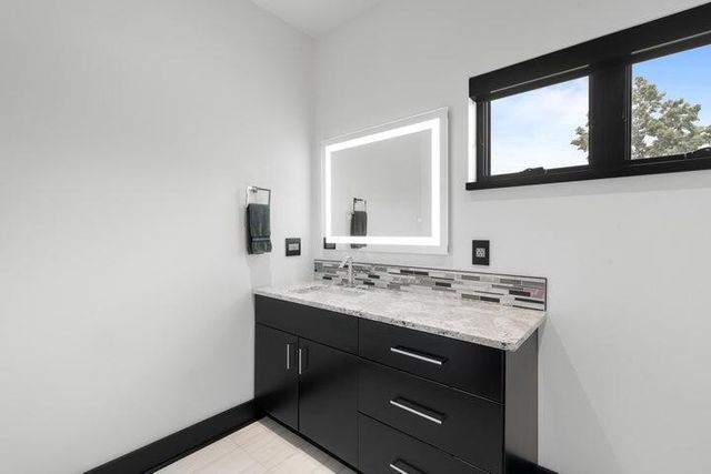 W3830 Scotch Bush ROAD, Elkhorn, WI 53121