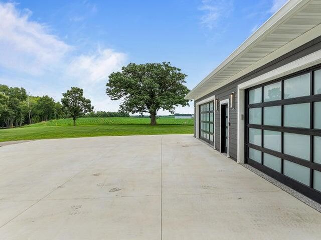 W3830 Scotch Bush ROAD, Elkhorn, WI 53121
