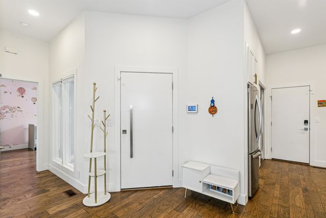 8111 E Windwood Circle, Wichita, KS 67226