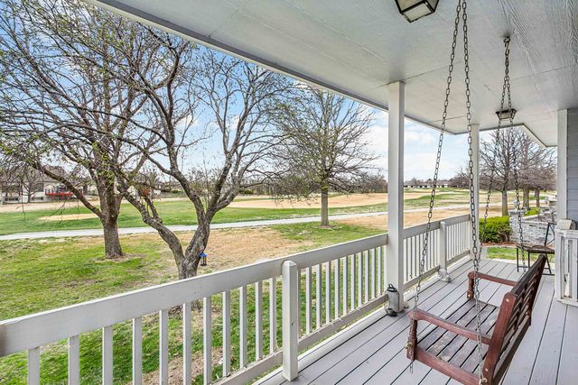 8111 E Windwood Circle, Wichita, KS 67226