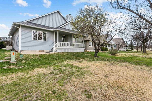 8111 E Windwood Circle, Wichita, KS 67226