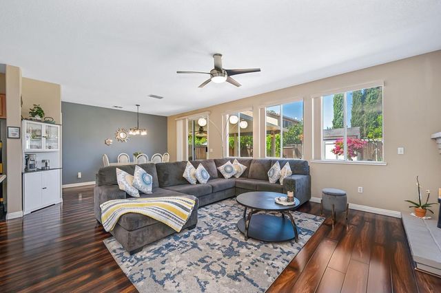 3120 Spinning Rod Way, Sacramento, CA 95833
