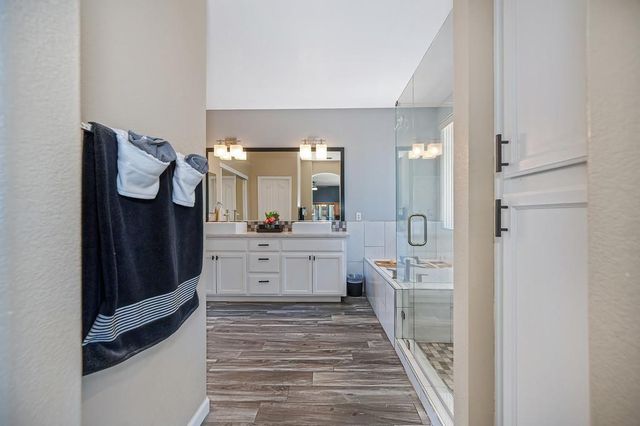 3120 Spinning Rod Way, Sacramento, CA 95833