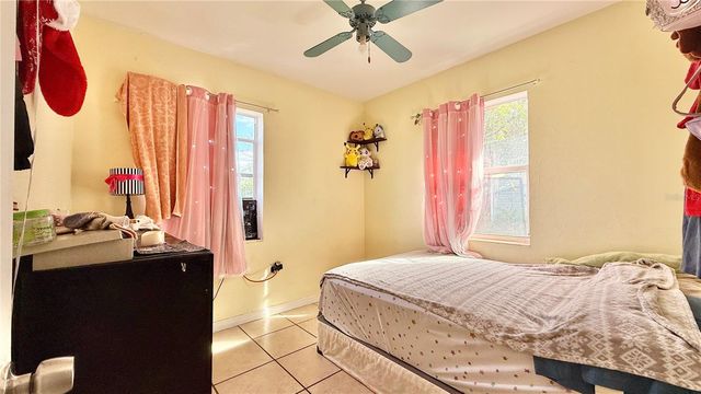 1415 WOOD AVENUE, Haines City, FL 33844