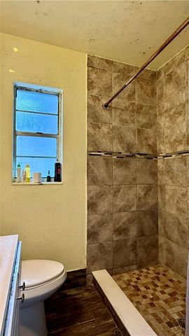 1415 WOOD AVENUE, Haines City, FL 33844