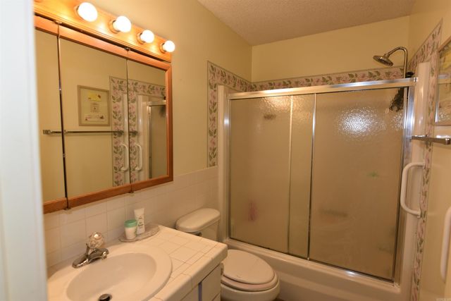 135 Dunn Hollow Dr, Fairfield Bay, AR 72088