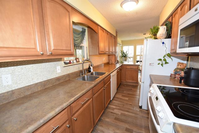 135 Dunn Hollow Dr, Fairfield Bay, AR 72088