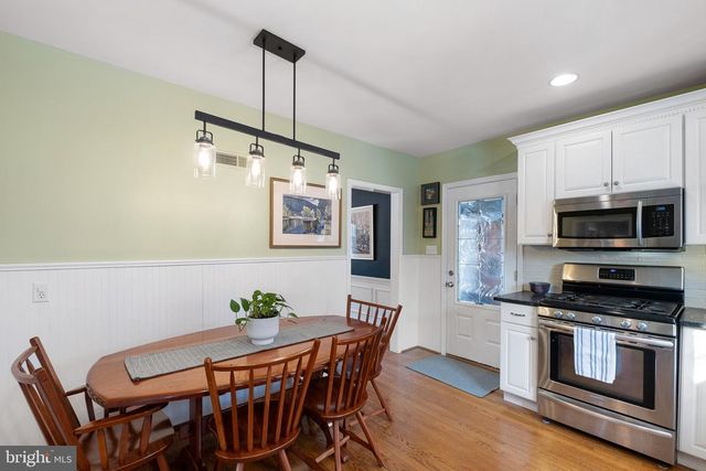 200 OAKWOOD RD, Wilmington, DE 19803