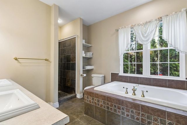 5425 Baywood Drive, Fort Gratiot Twp, MI 48059
