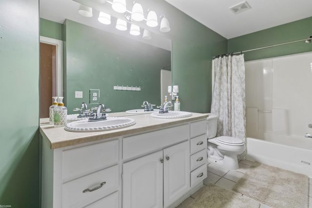 5425 Baywood Drive, Fort Gratiot Twp, MI 48059