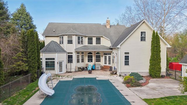5425 Baywood Drive, Fort Gratiot Twp, MI 48059