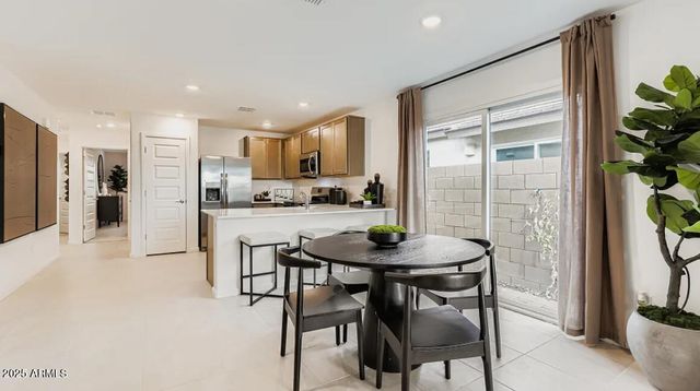 9629 W FAIRMOUNT Avenue, Phoenix, AZ 85037