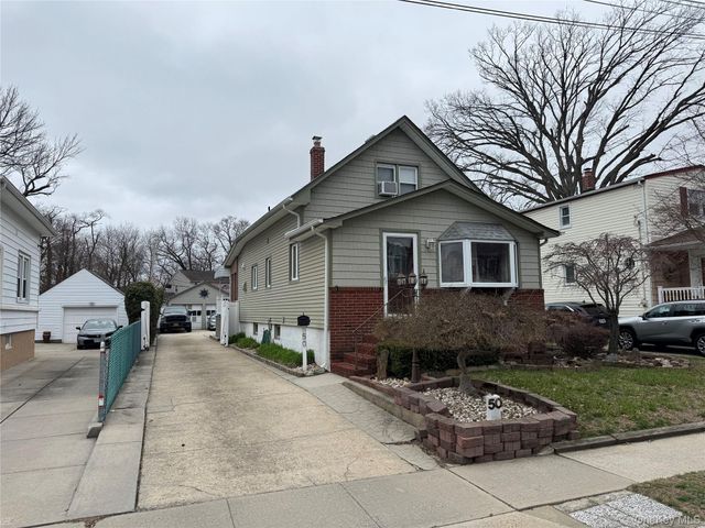 50 Wood Street, Lynbrook, NY 11563