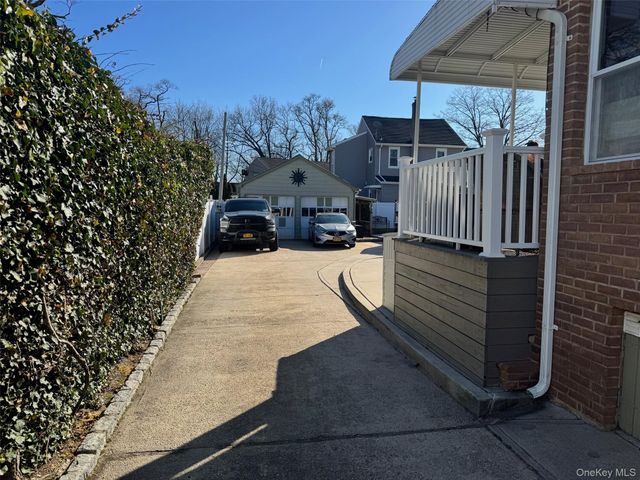 50 Wood Street, Lynbrook, NY 11563
