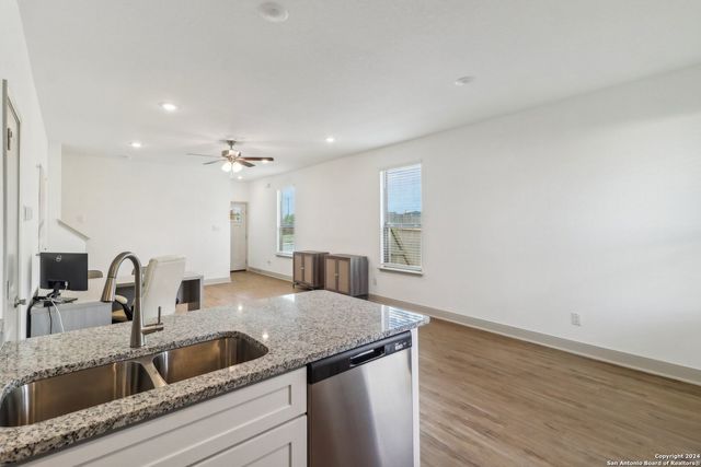 7513 Briarwood Pass, San Antonio, TX 78252