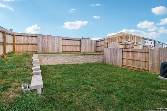 7513 Briarwood Pass, San Antonio, TX 78252