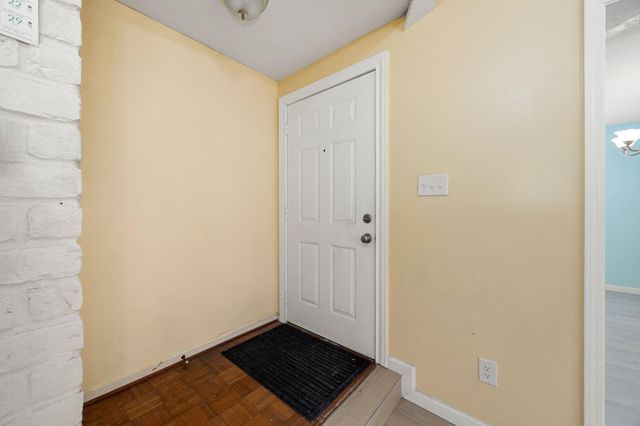 13206 Sharpbill Drive, Houston, TX 77083
