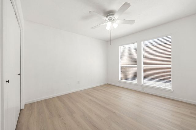13206 Sharpbill Drive, Houston, TX 77083