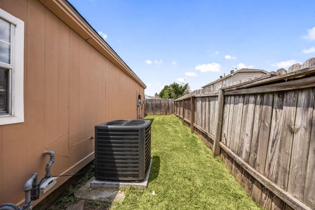 13206 Sharpbill Drive, Houston, TX 77083
