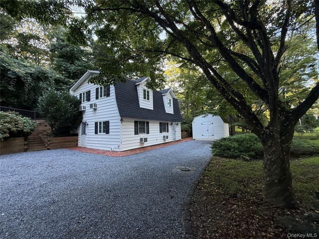 70 Rinaldo Road, Northport, NY 11768