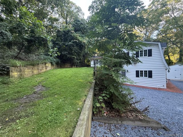 70 Rinaldo Road, Northport, NY 11768