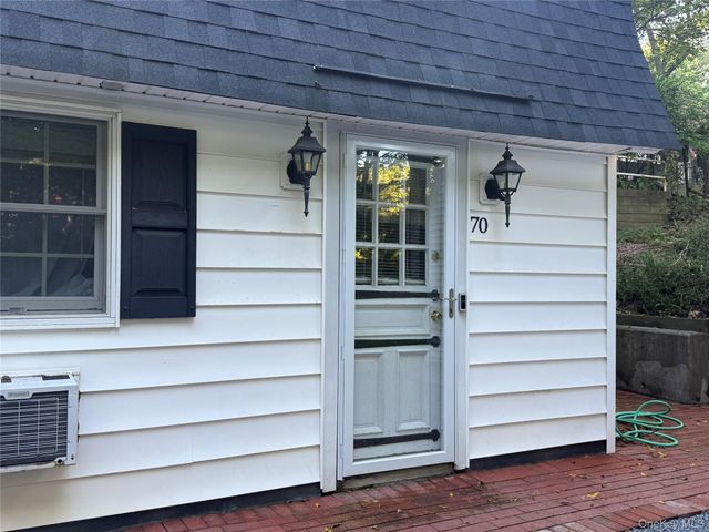 70 Rinaldo Road, Northport, NY 11768