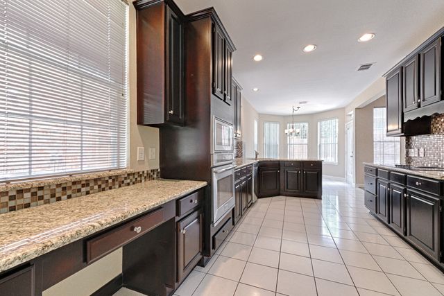 4101 Sun Meadows Street, Plano, TX 75024