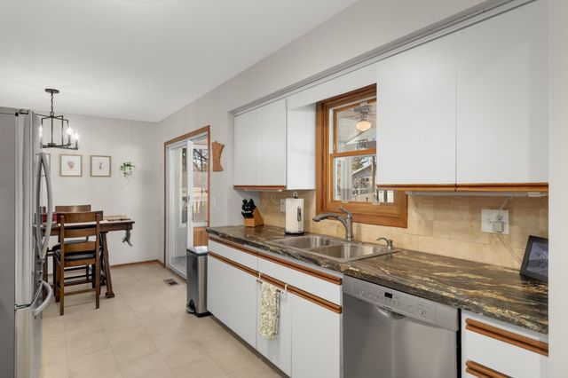 8190 Duluth Street, Golden Valley, MN 55427