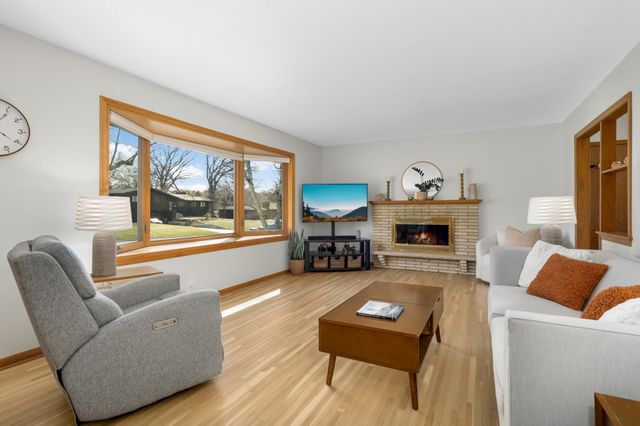 8190 Duluth Street, Golden Valley, MN 55427