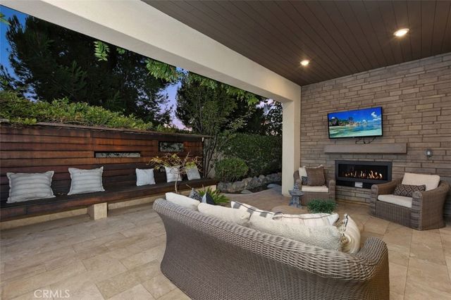 88 Iluna, Irvine, CA 92618