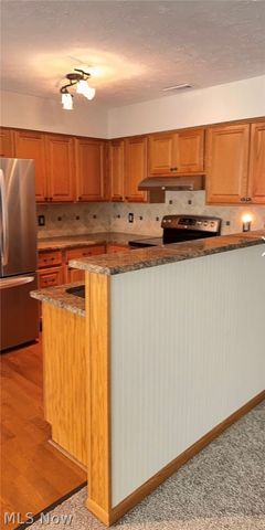 2557 Jackie Lane, Westlake, OH 44145